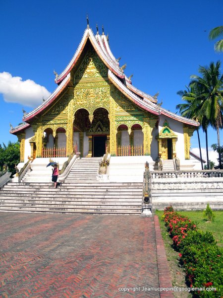 DSCN0604.jpg - Wat Ho Pha Bang